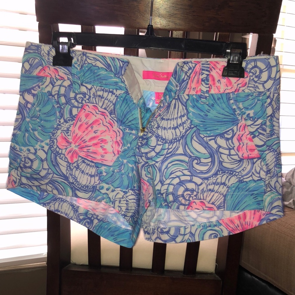 EUC Lilly Pulitzer Walsh Short Sz 00